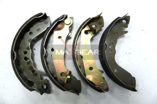 Zestaw szczęk hamulcowych 19-0299 MAXGEAR